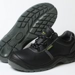 fumika safety shoe